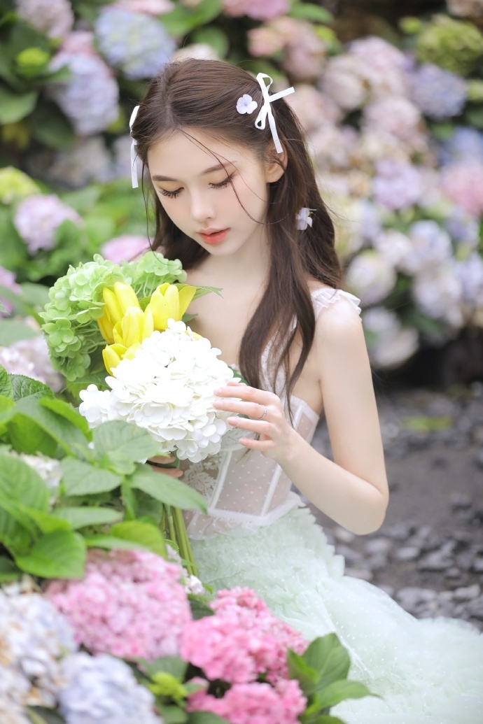 连播色调下的群像